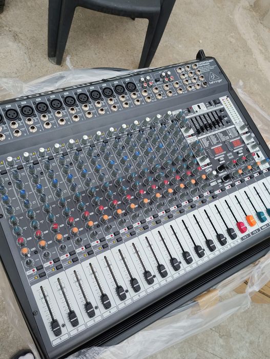 Mixer activ BEHRINGER