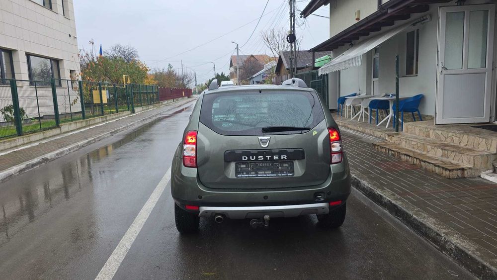 Duster de vânzare!!!