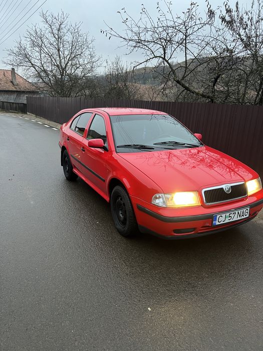 Skoda octavia 1 1.6 benzina ,motor fiabil
