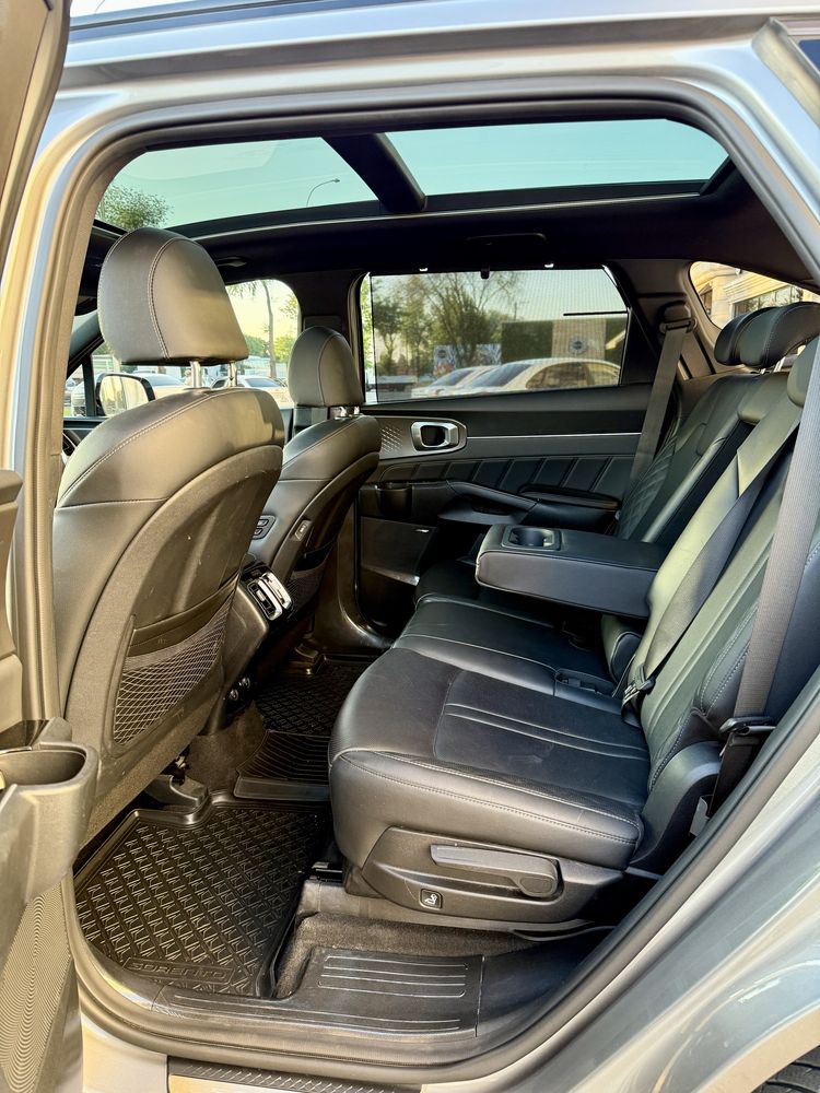 Kia Sorento.