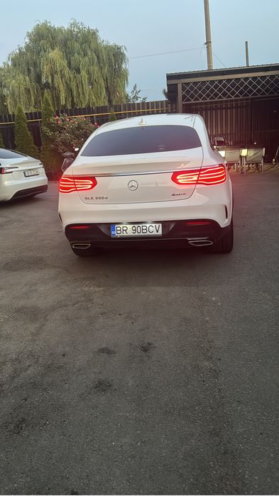 Vand Mercedes GLE coupe 350 4 matic impecabil