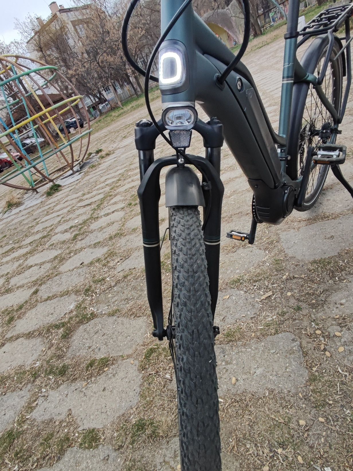 електрически велосипед  GIANT