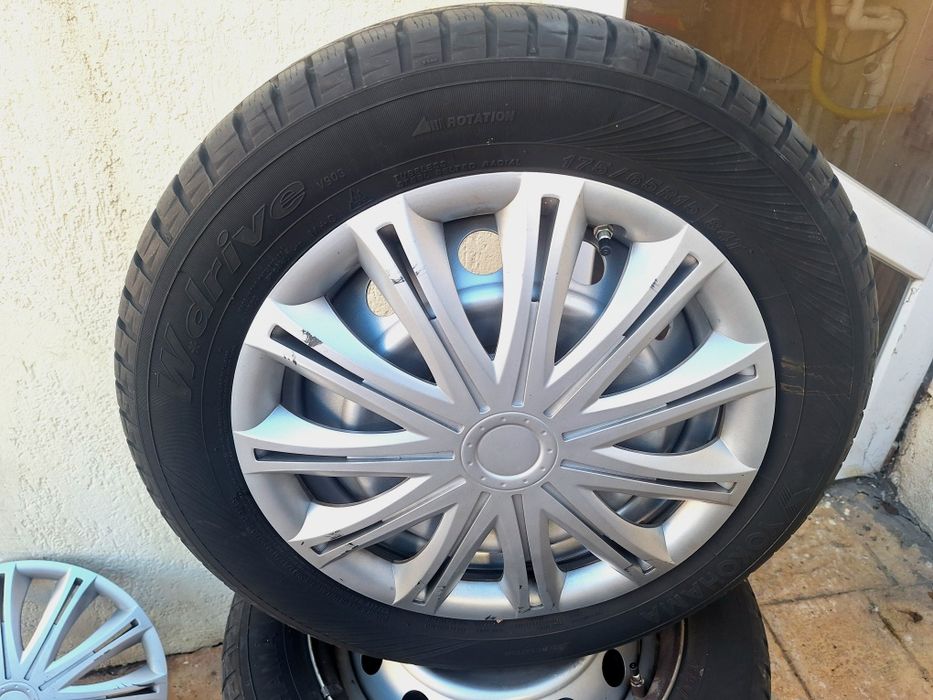 VÂND 4 ANVELOPE DE IARNĂ CU JANTE -175/65 R15 -Dot 2021 - Aproape Noi