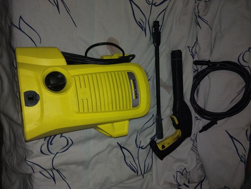 Продавам водоструйка на karcher