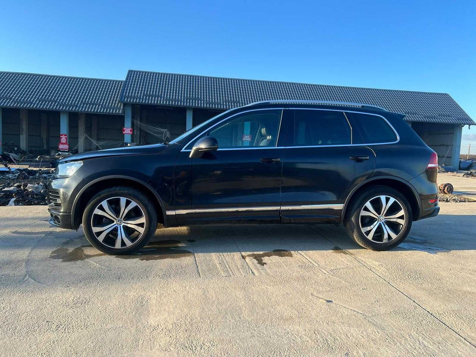 Dezmembrari piese Volkswagen Touareg 3.0 TDI 2013 Cod: CRC