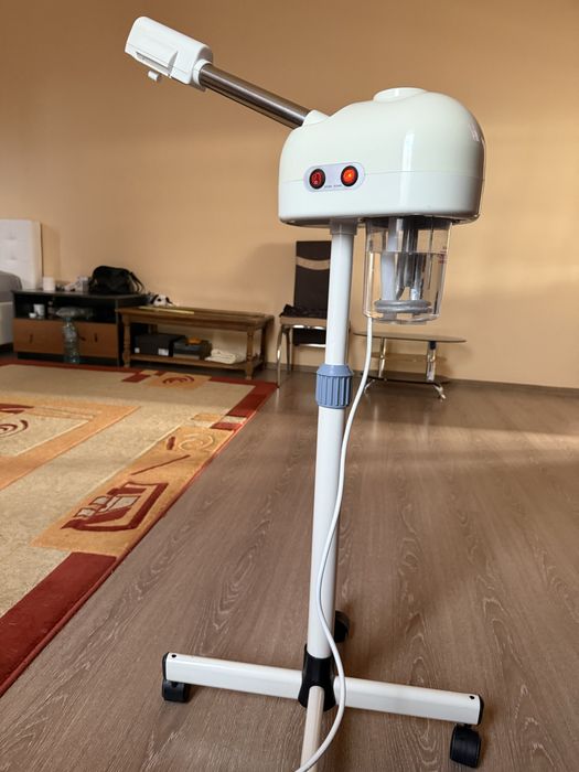 Vaporizator facial