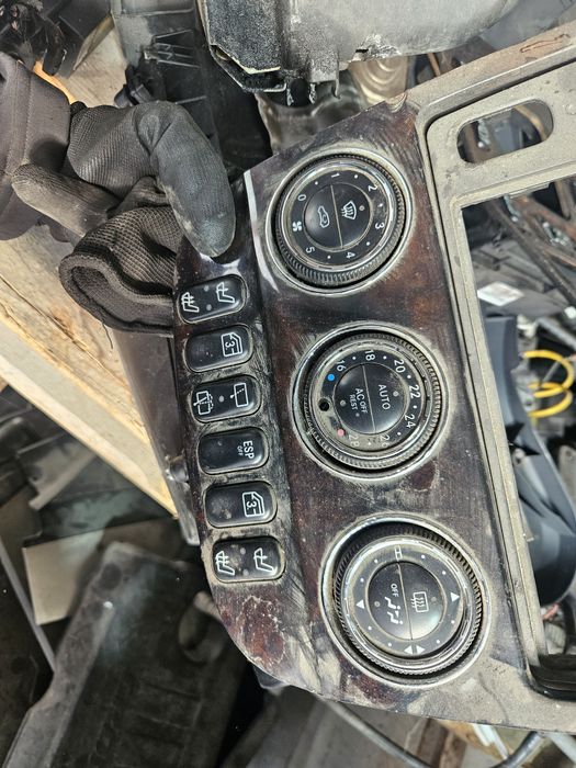 Управление климатроник за Мерцедес Ml w163