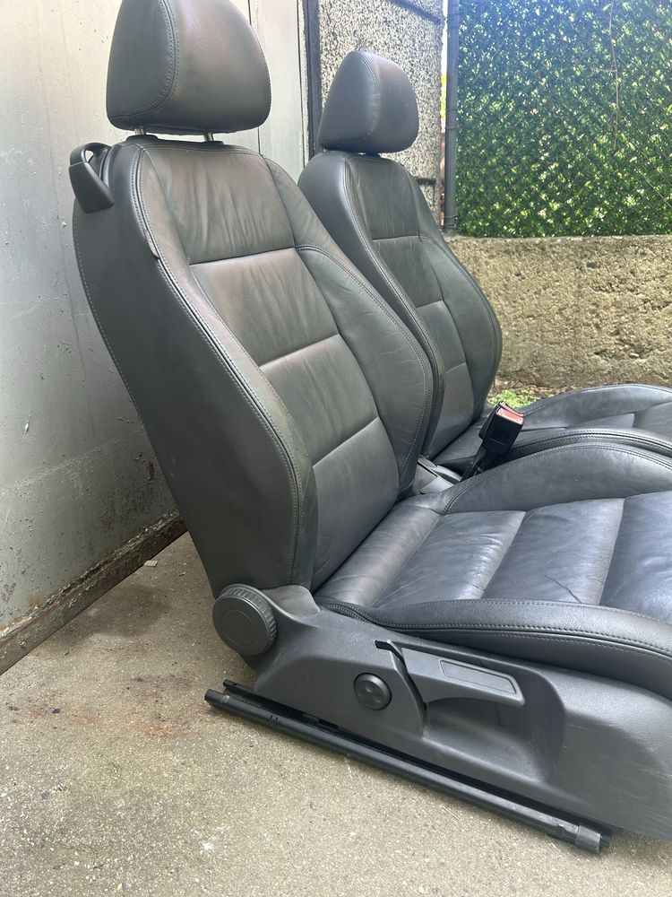 Салон Golf 5 GT 2 врати