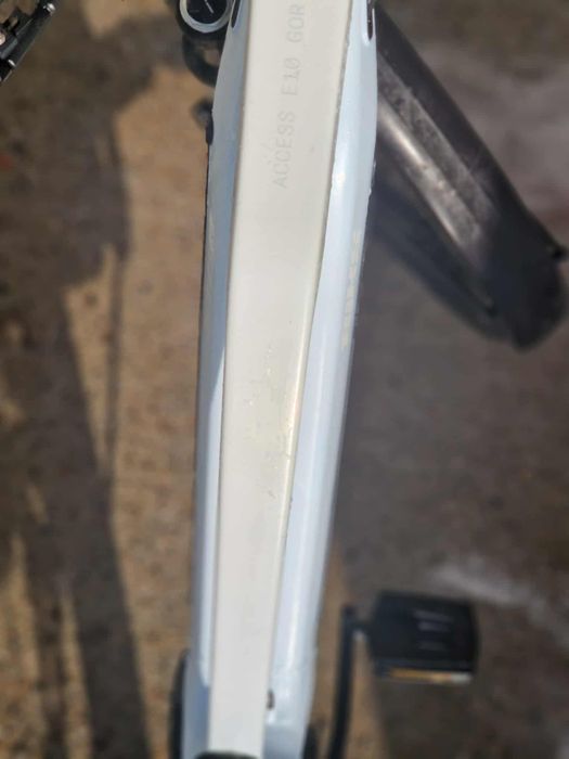 Bicicleta electrica BIXS Glacier