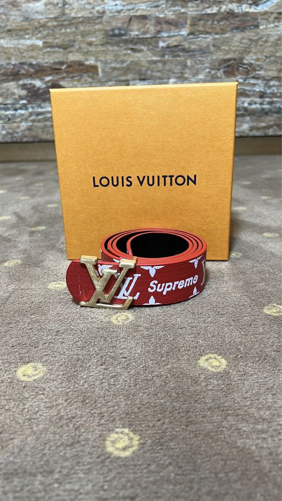 Curea Louis Vuitton,-Calitate Premium !
