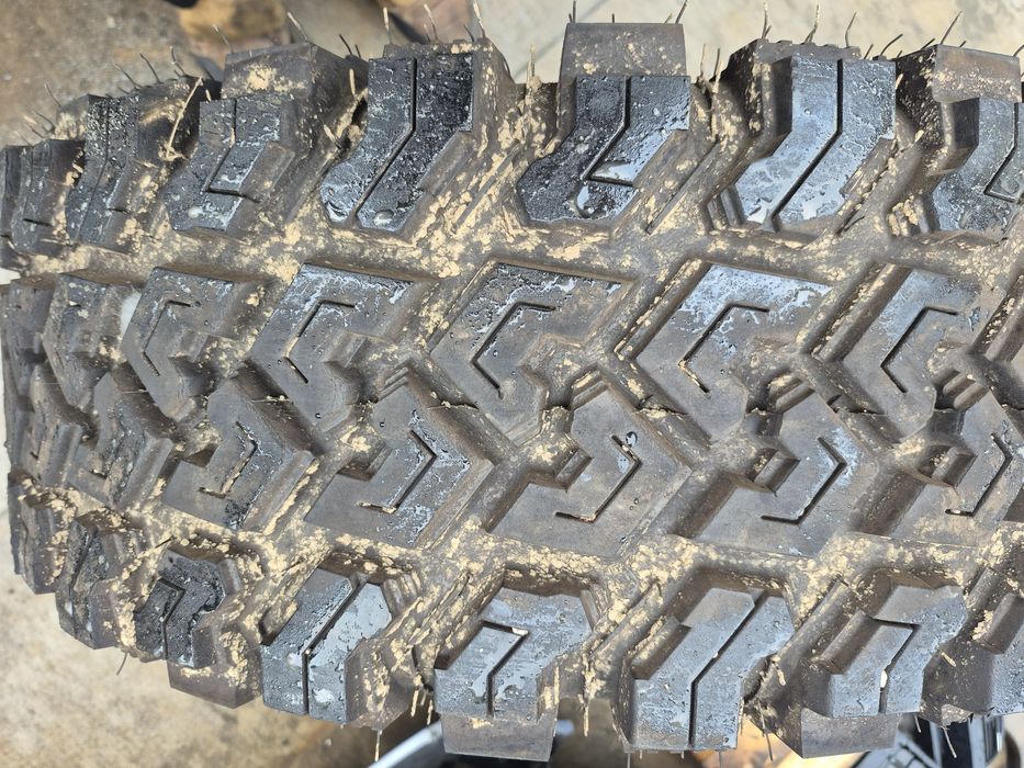 Гума 32х10 R15 УТВ