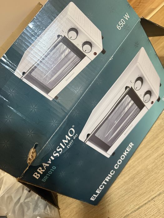 Нова електрическа печка малка