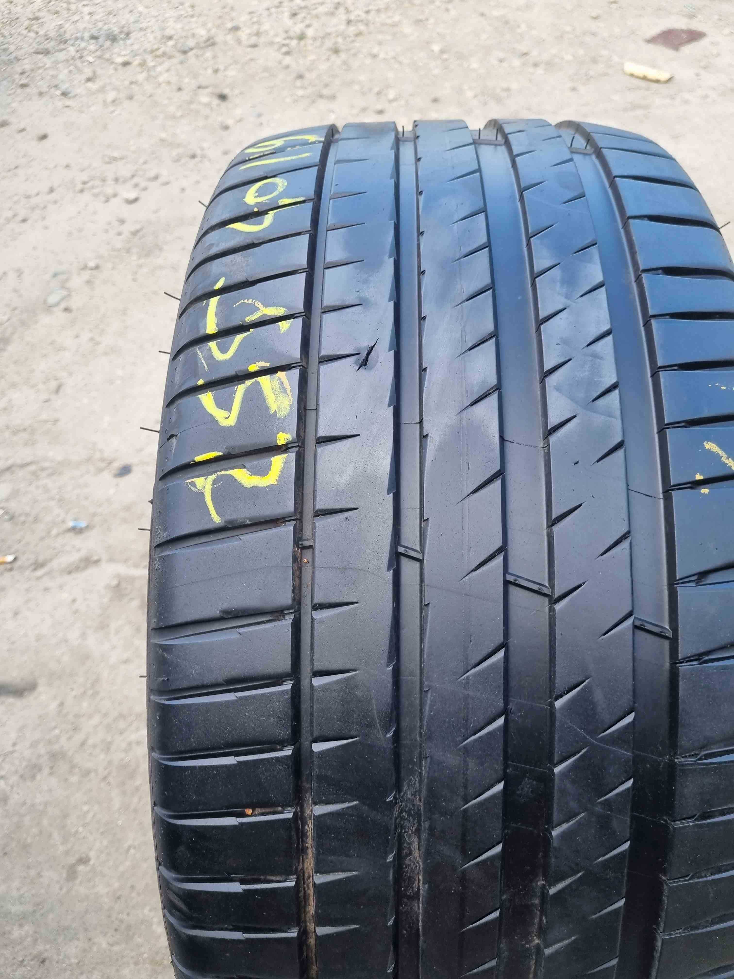 Anvelopa Vara 255/40 R19 MICHELIN Pilot Sport 4 100Y