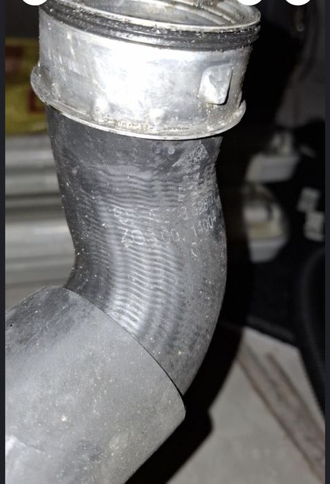 Маркуч турбо mercedes c220