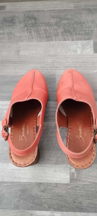 Benvenuti * Saboti rosii din piele naturala,nr.37