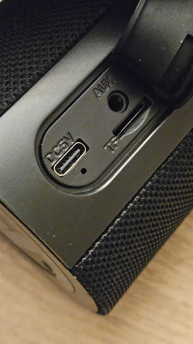 Boxa portabila roseland (ocazie)