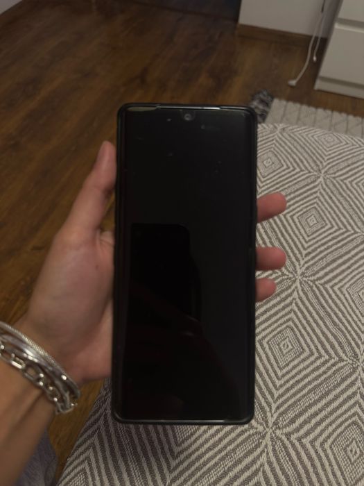 LG velvet impecabil liber de retea