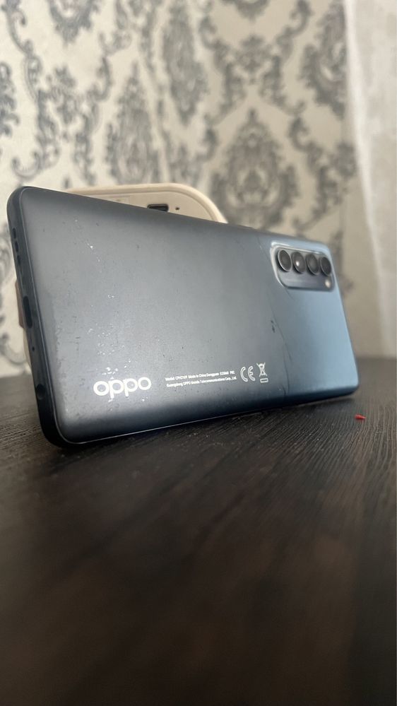 Смартфон Oppo reno 4 pro .