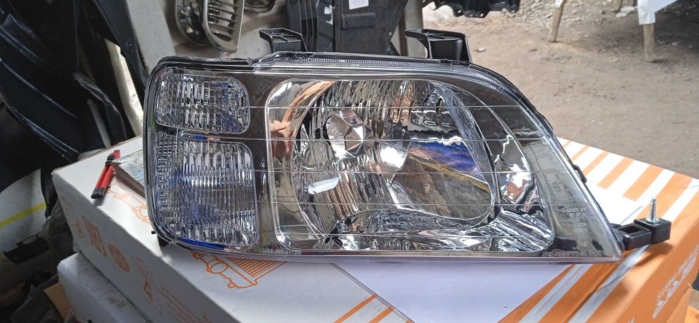 Фары на Хонду СРВ Honda CR V дубликат новый