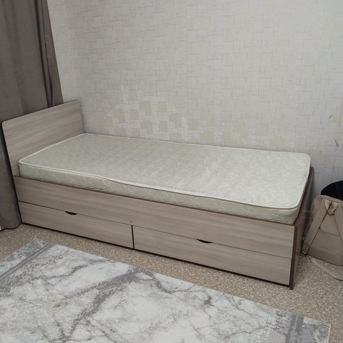 Продам шкаф.комод.крават