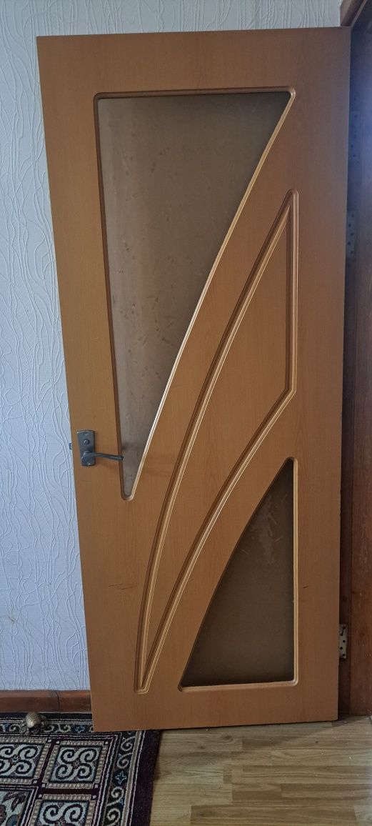 Продаются двери б/у