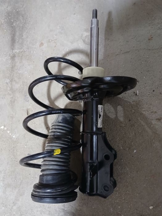 Передние амортизаторы и пружины малибу2