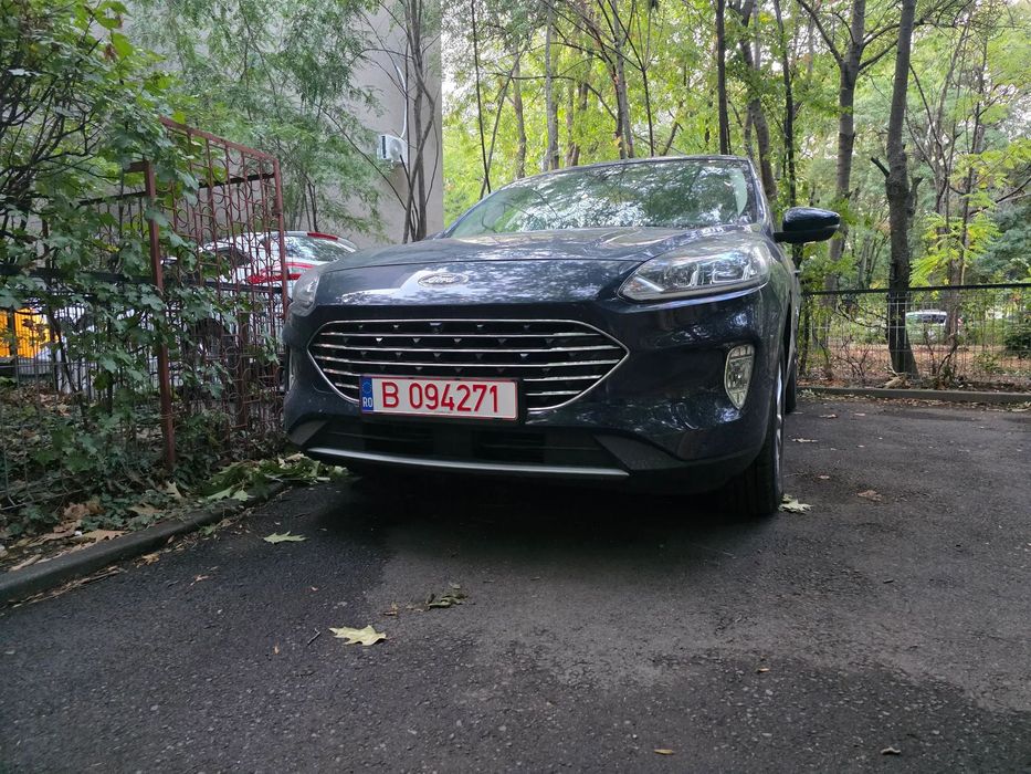 Ford Kuga Primul Proprietar/TVA inclus deductibil/Diesel/120 cai/162111 km