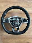 Продавам волан Mercedes E class W213 AMG