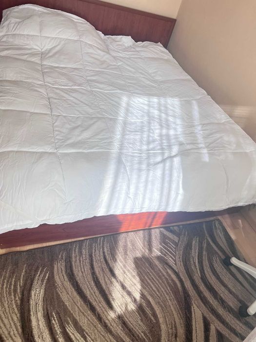 Топ матрак 160/200 – удобен и запазен