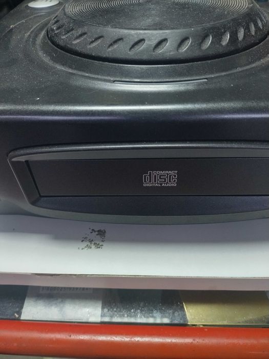 Продавам CDj omnitronic DMS 1050