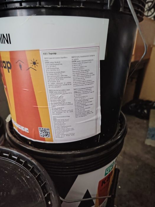 Vând vopsea lavabila