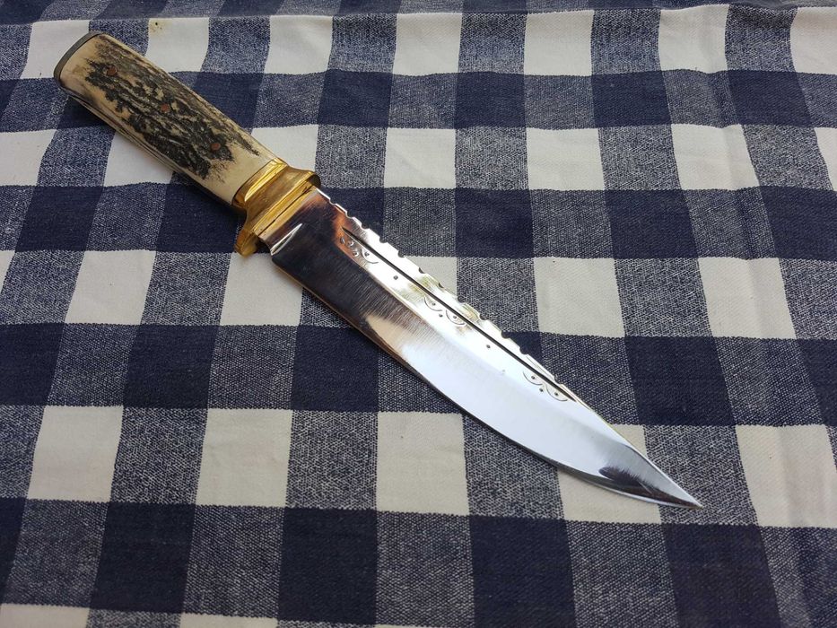 Ловен нож с кания