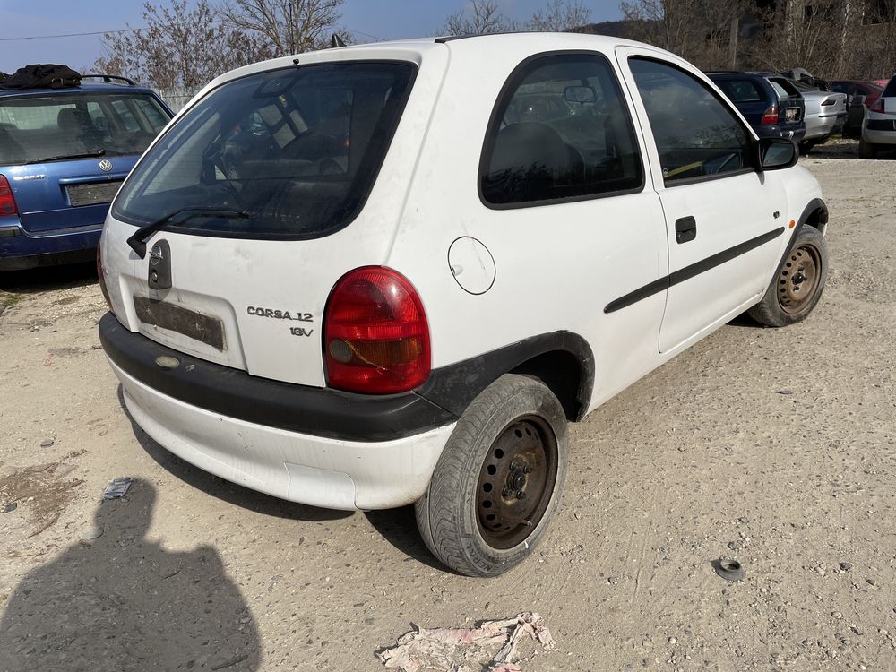 Opel Corsa 1.2 16v 65hp На Части