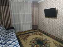 Uy sotiladi Bekobod Shahar 13mikr 76dom