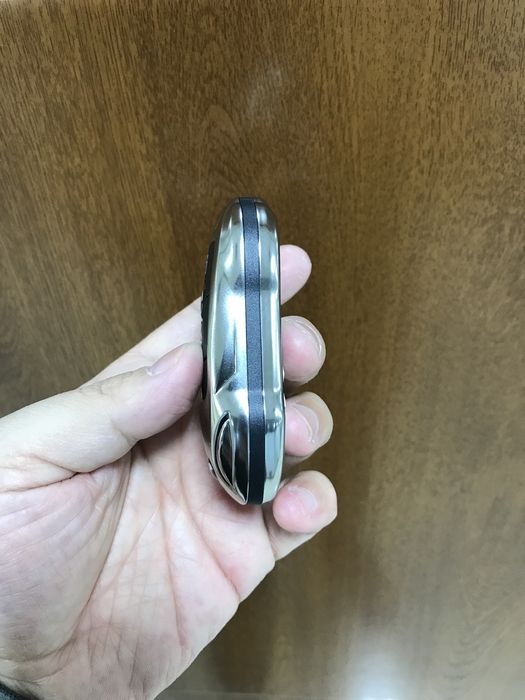 Mini telefon yengi  2 ta simkartali