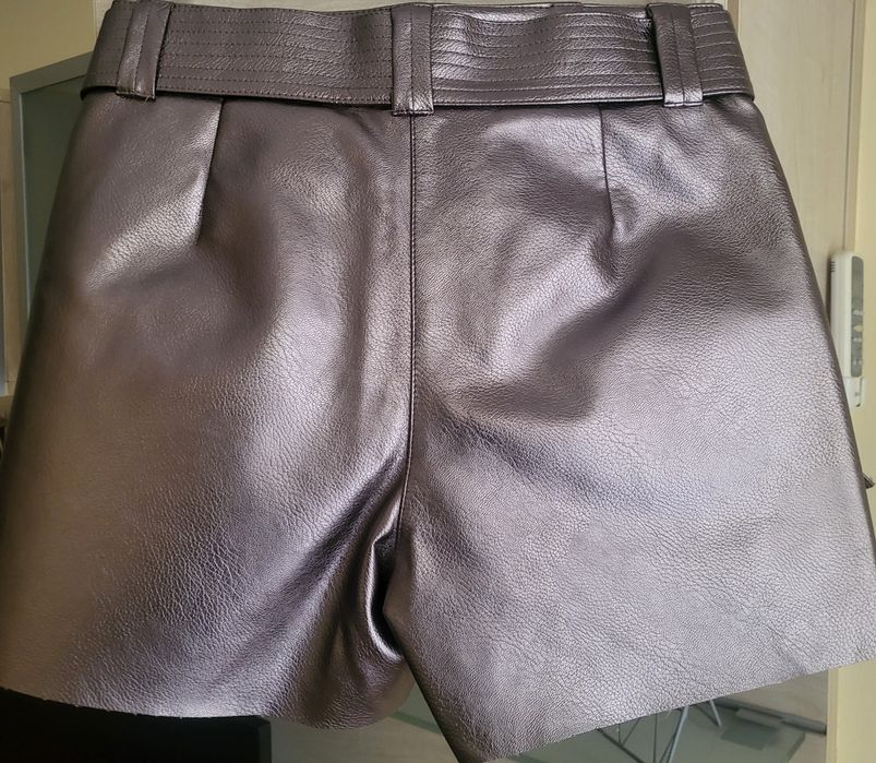 Нов къс кожен панталон Promod 38 размер