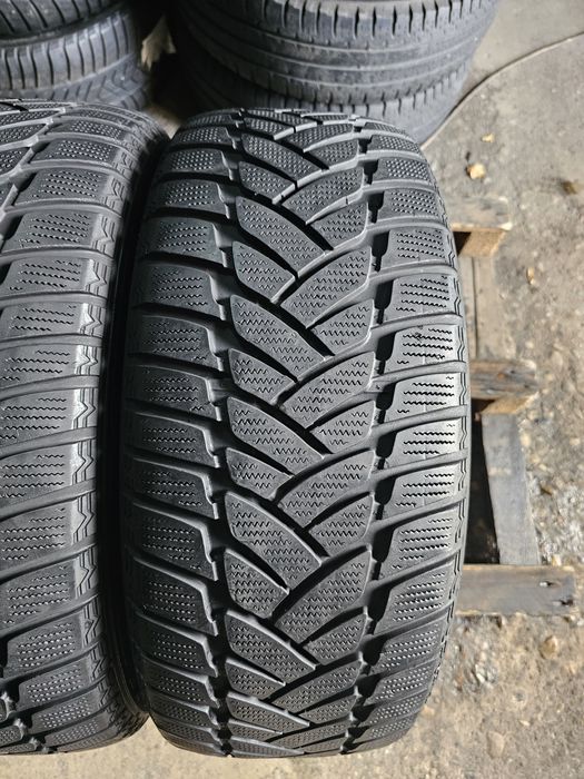 2 anvelope iarna 225 50 17 Dunlop Runflat