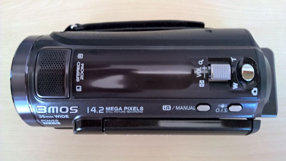 Vand camera video Panasonic HDC-SD600 – Full HD – NOUA