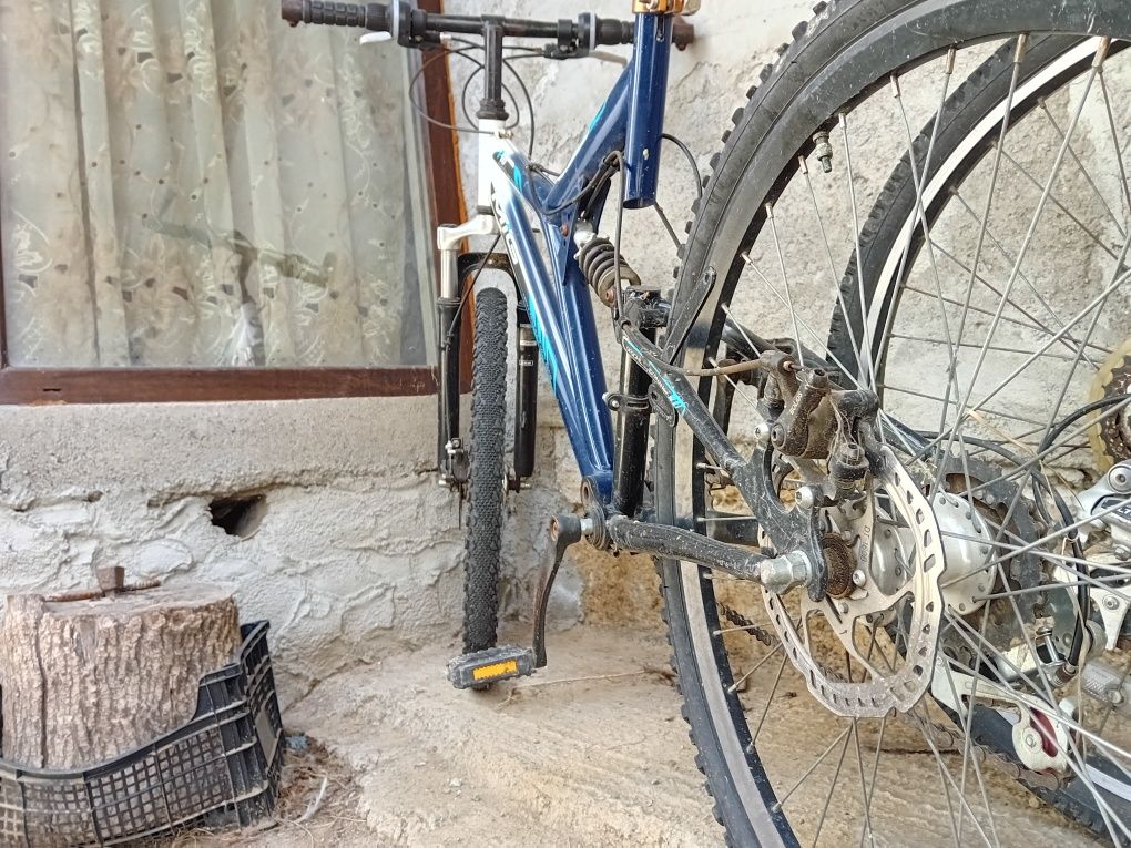 Bicicletă MIG F10