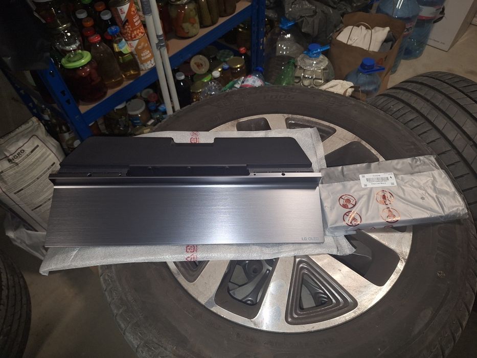 Стойка за LG OLED- 48" до 55" LG 48c55la