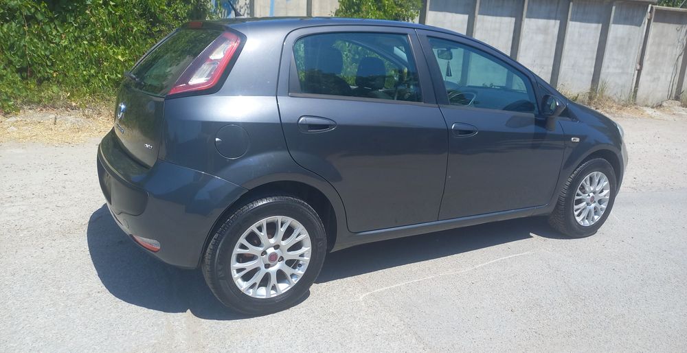 Fiat Punto 1.3 multijet 2010г - На Части