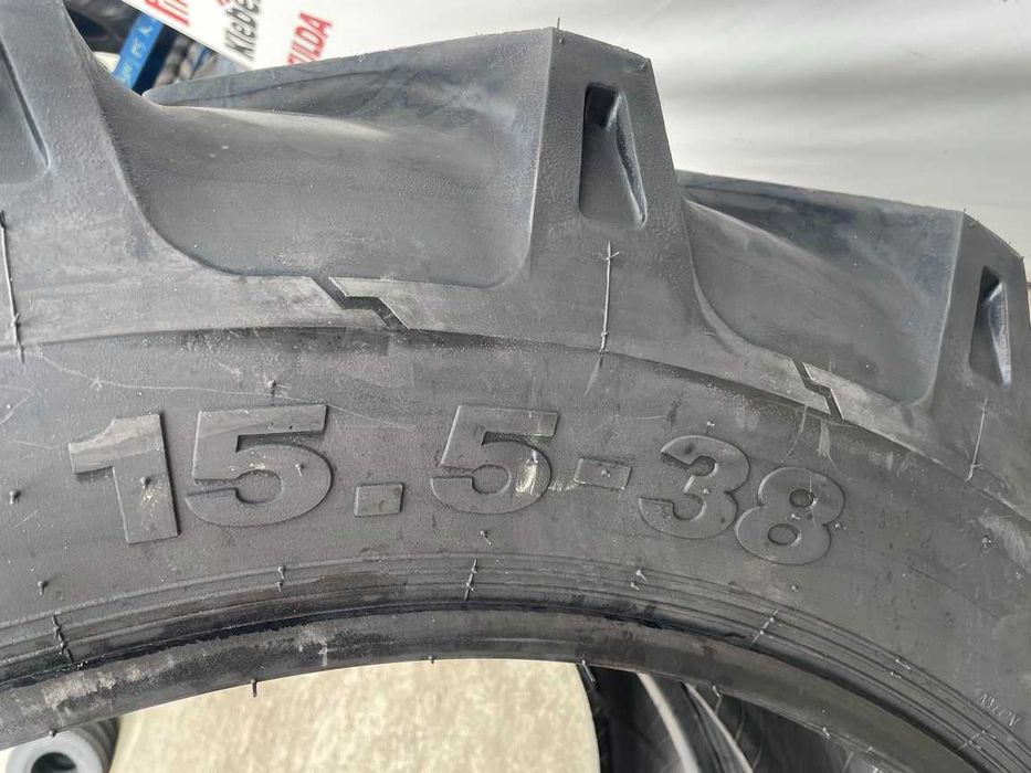 Anvelope noi 15.5-38 cu 12 pliuri pt tractor spate U650 marca OZKA