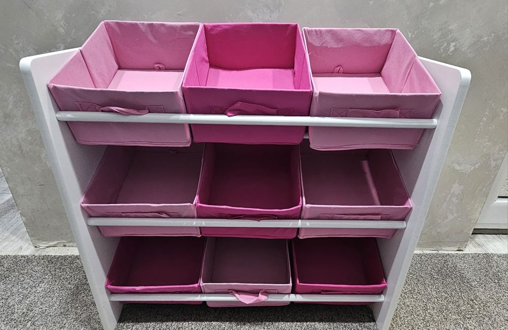 Етажерка за детски играчки