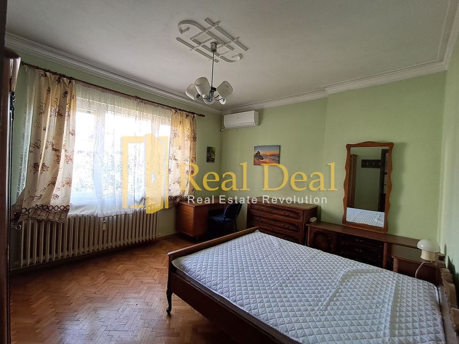 Дава се под наем Тристаен апартамент в София, Център - 100 кв.м за 767 € - Снимка #4