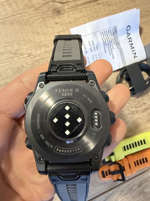 Garmin Fenix 8 Pro 47mm AMOLED LTE Sapphire Carbon Gray - Garantie
