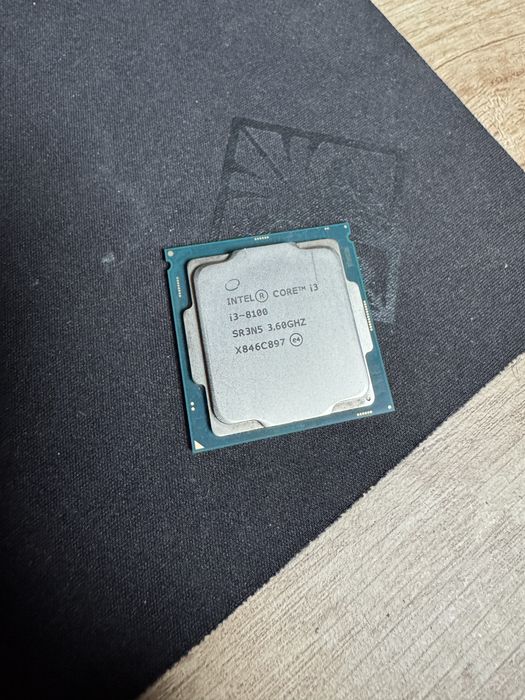 Intel Core i3 8100 3.6GHz процесор