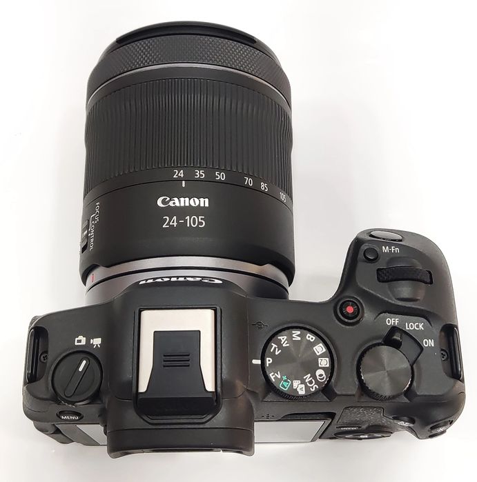 Canon R8 със обектив RF 24-105mm f/4-7.1 IS STM