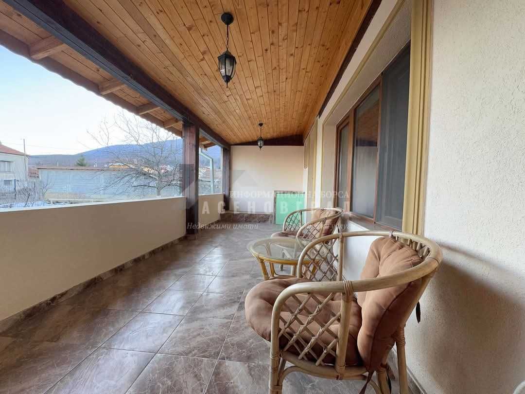 Продава се Къща в Асеновград - 300 кв.м за 3 €/кв.м - Снимка #5