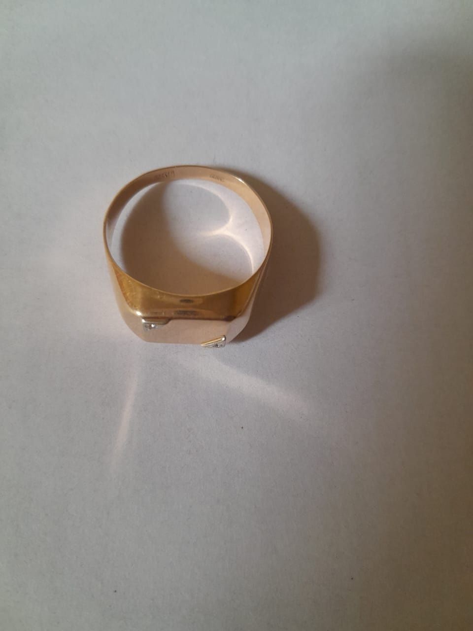 Продам мужской кольцо золотой
