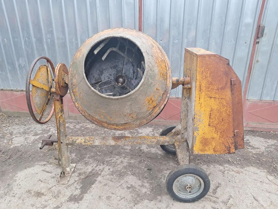 Betoniera 300 litri
